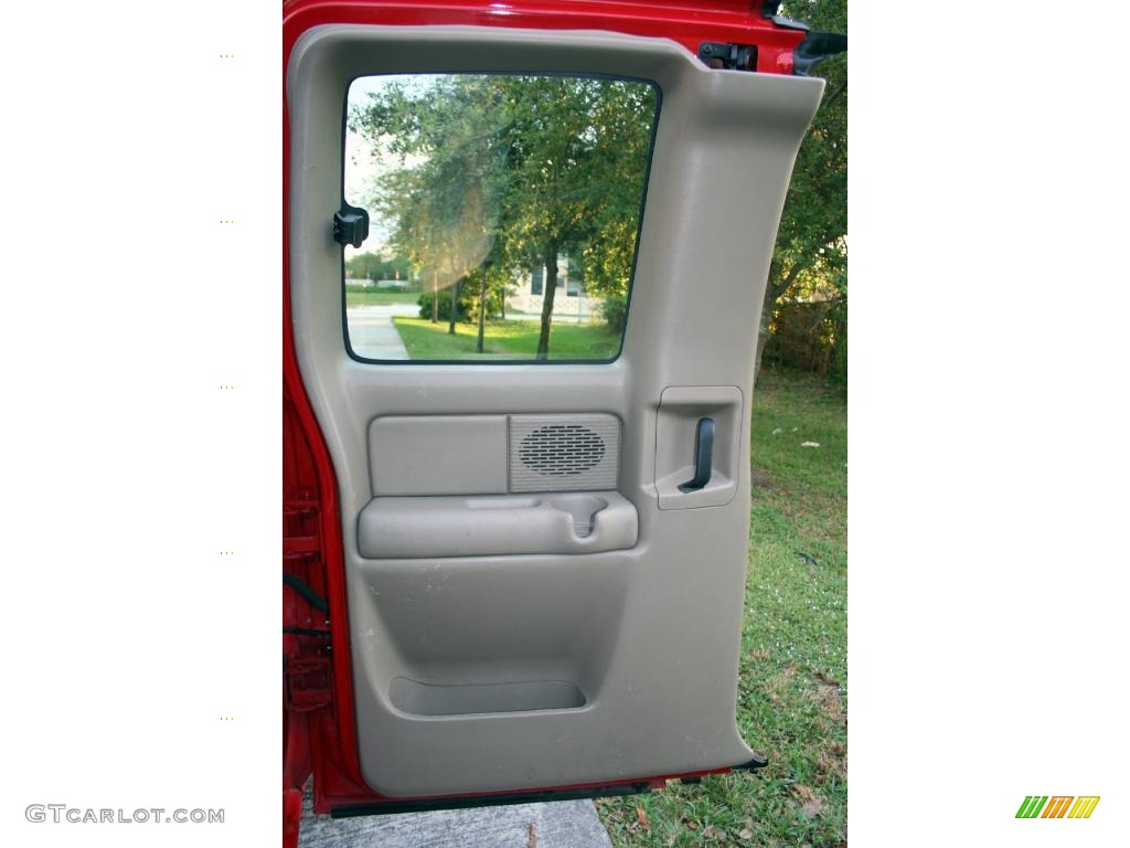 2003 Silverado 1500 Extended Cab 4x4 - Victory Red / Tan photo #32