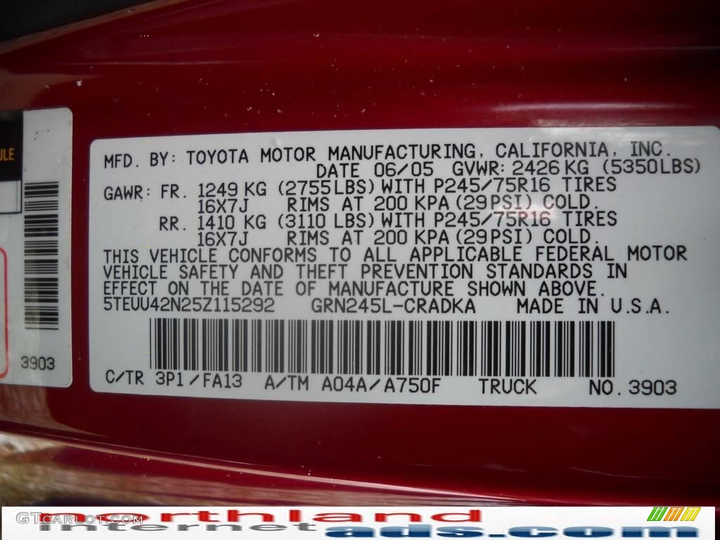 2005 Tacoma V6 Access Cab 4x4 - Impulse Red Pearl / Graphite Gray photo #12