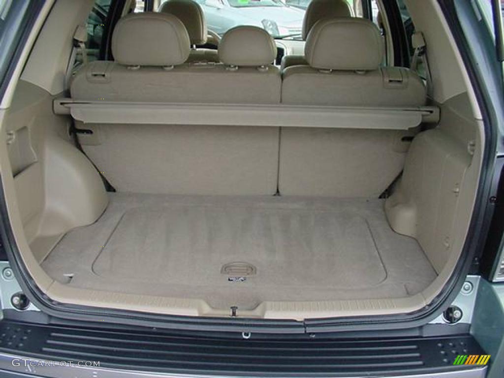2007 Mariner Premier 4WD - Light Tundra Metallic / Pebble photo #11