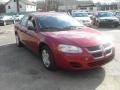 2004 Inferno Red Pearlcoat Dodge Stratus SE Sedan  photo #3
