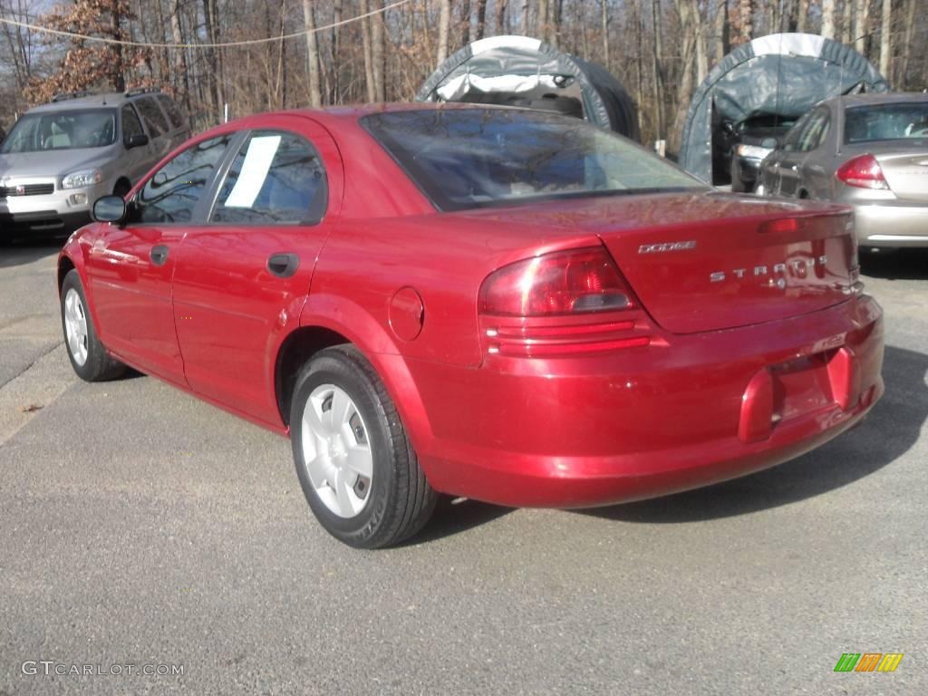 2004 Stratus SE Sedan - Inferno Red Pearlcoat / Dark Slate Gray photo #7