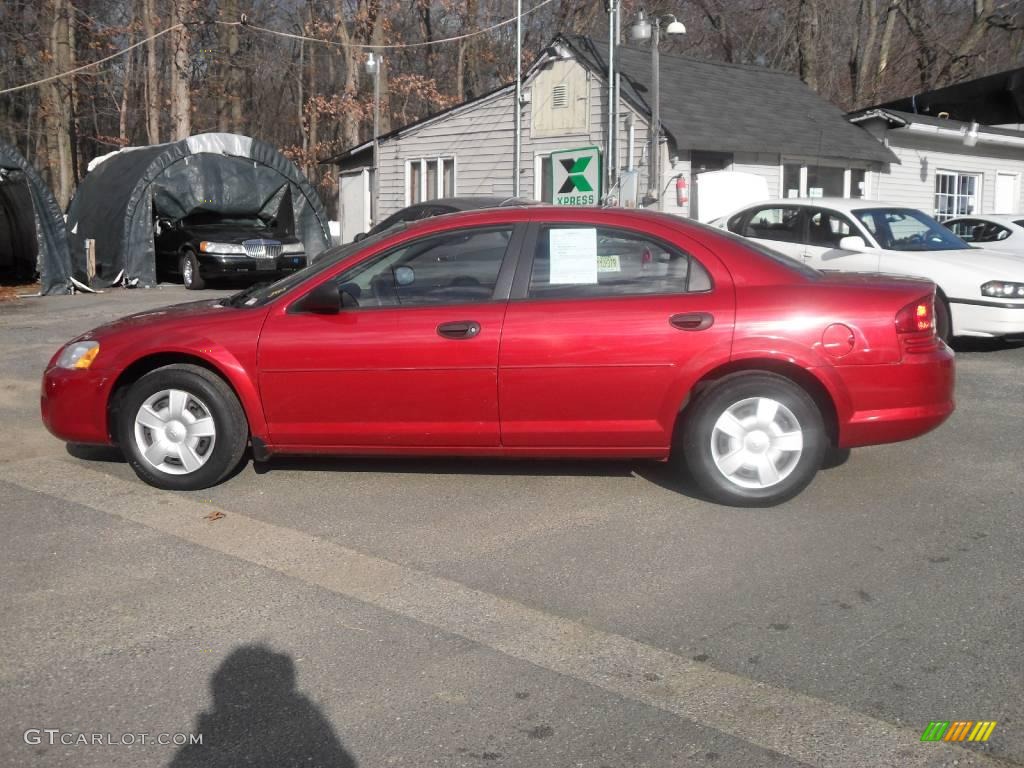 2004 Stratus SE Sedan - Inferno Red Pearlcoat / Dark Slate Gray photo #8