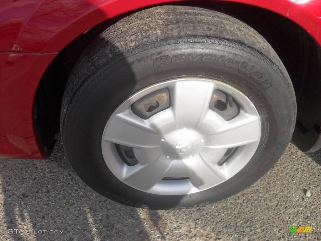 2004 Stratus SE Sedan - Inferno Red Pearlcoat / Dark Slate Gray photo #18