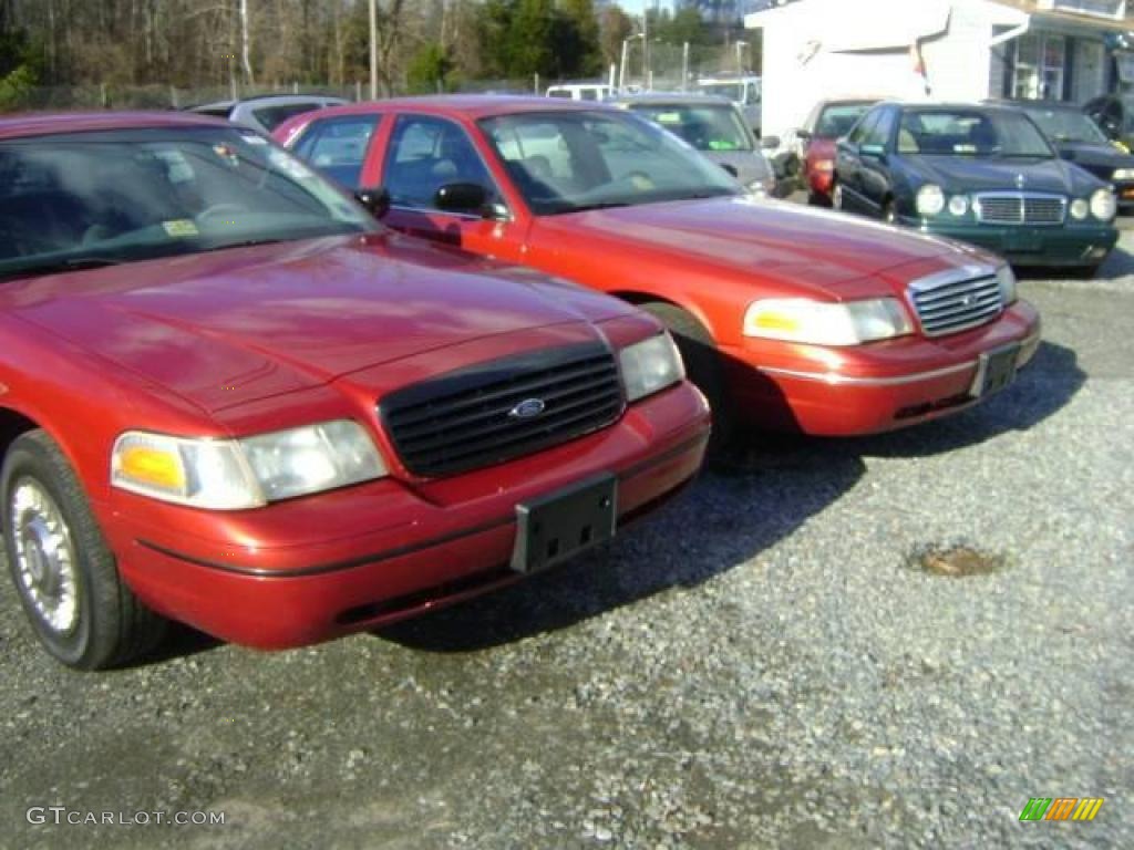 1998 Crown Victoria Police Interceptor - Toreador Red Metallic / Light Graphite photo #18