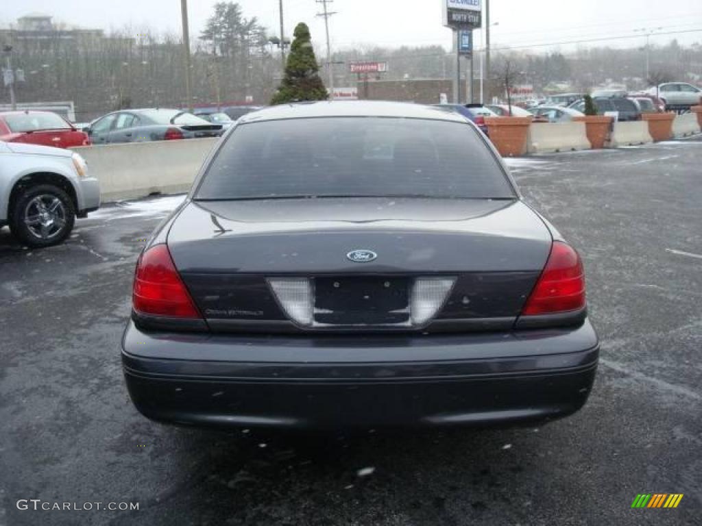 2004 Crown Victoria LX - Midnight Grey Metallic / Dark Charcoal photo #4
