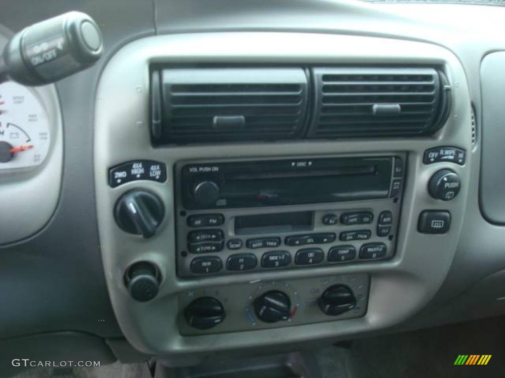 2002 Explorer Sport 4x4 - Black Clearcoat / Midnight Grey photo #13
