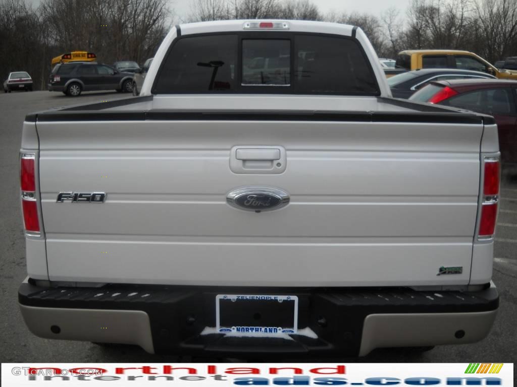 2010 F150 Lariat SuperCab 4x4 - White Platinum Metallic Tri Coat / Tan photo #7