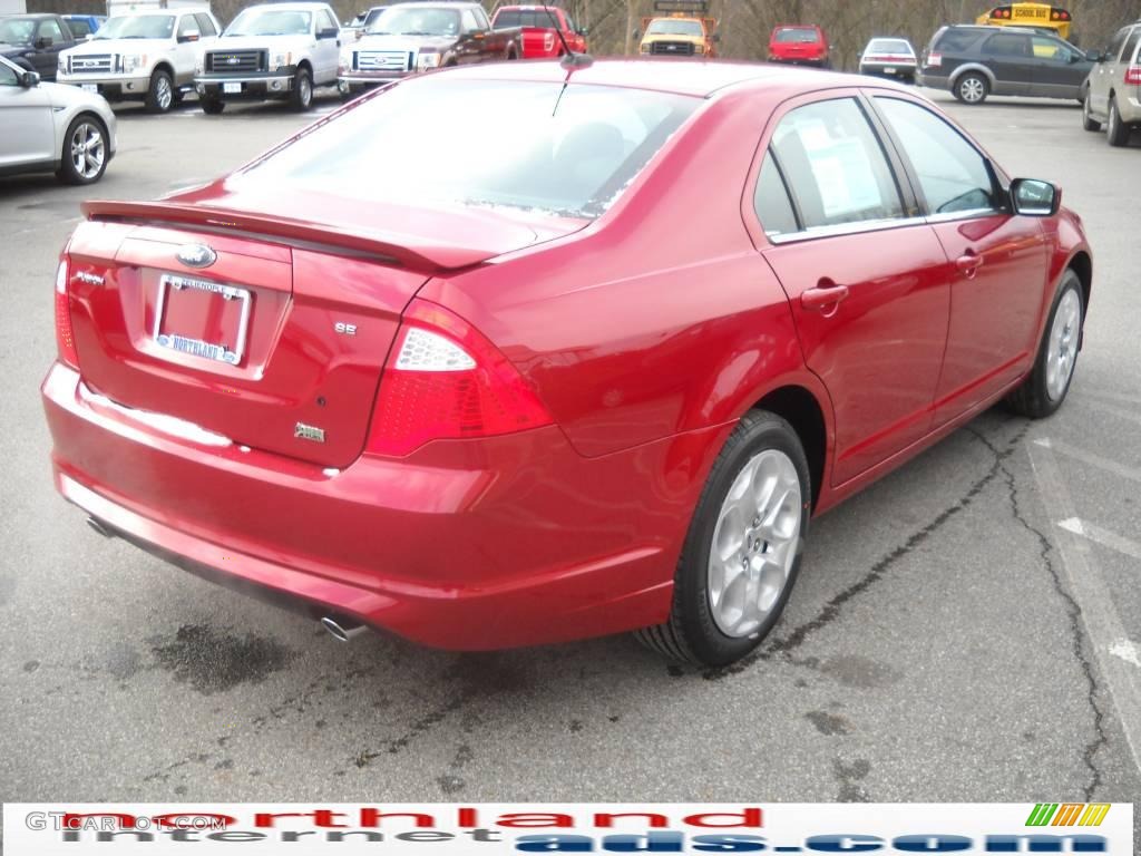 2010 Fusion SE V6 - Sangria Red Metallic / Charcoal Black photo #6