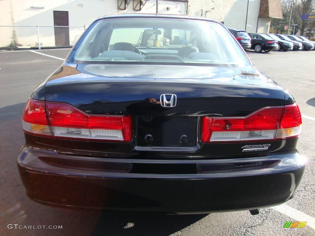 2002 Accord SE Sedan - Nighthawk Black Pearl / Quartz Gray photo #8