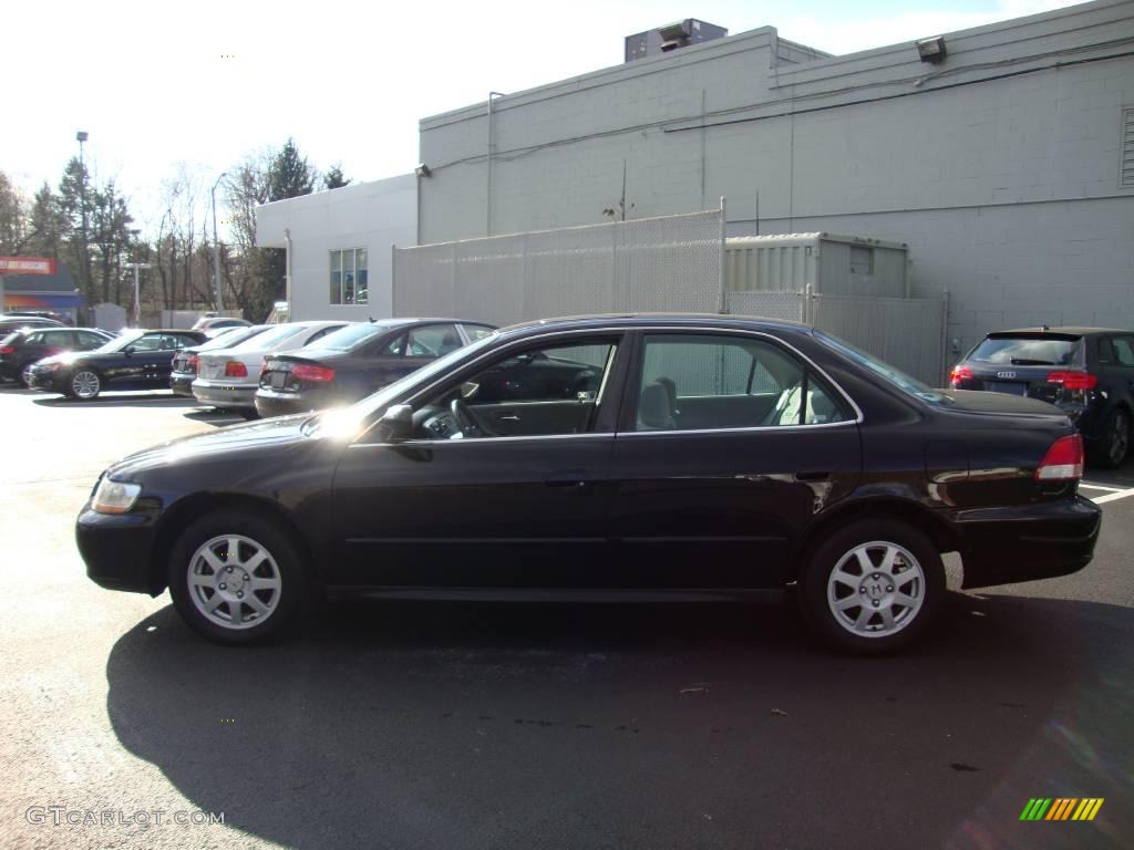 2002 Accord SE Sedan - Nighthawk Black Pearl / Quartz Gray photo #10