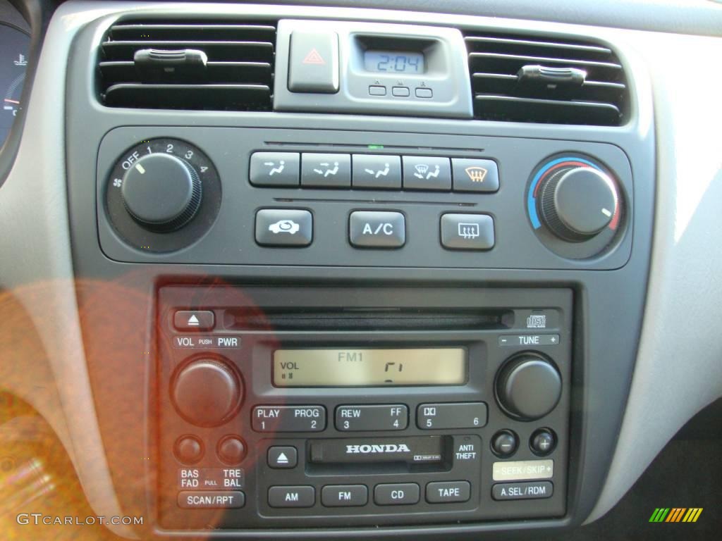 2002 Accord SE Sedan - Nighthawk Black Pearl / Quartz Gray photo #37