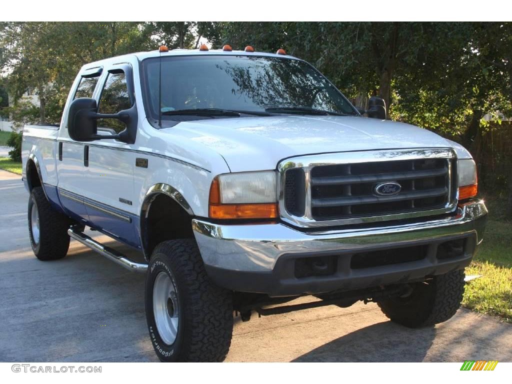 2000 F250 Super Duty XLT Crew Cab 4x4 - Oxford White / Dark Denim Blue photo #12