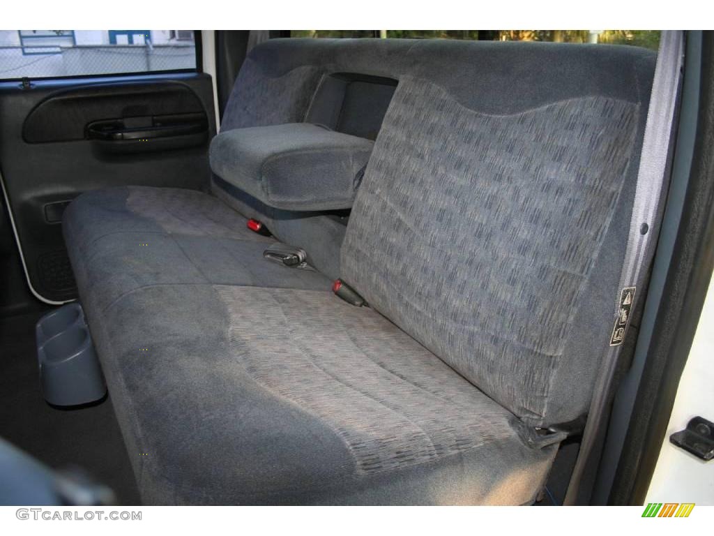 2000 F250 Super Duty XLT Crew Cab 4x4 - Oxford White / Dark Denim Blue photo #43