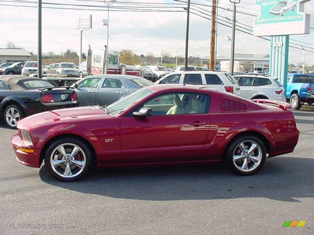 2006 Mustang GT Premium Coupe - Redfire Metallic / Light Parchment photo #4