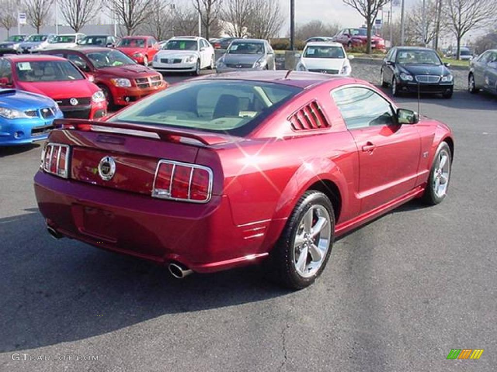 2006 Mustang GT Premium Coupe - Redfire Metallic / Light Parchment photo #7