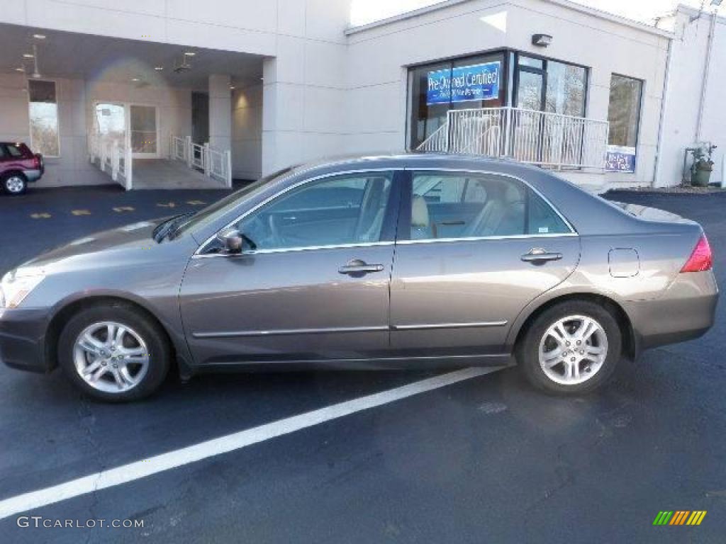 2007 Accord EX-L Sedan - Carbon Bronze Pearl / Ivory photo #1