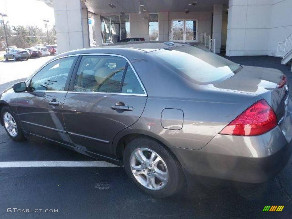 2007 Accord EX-L Sedan - Carbon Bronze Pearl / Ivory photo #2