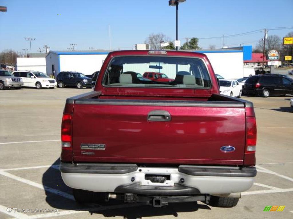 2007 F250 Super Duty XLT Crew Cab 4x4 - Dark Toreador Red Metallic / Medium Flint photo #4