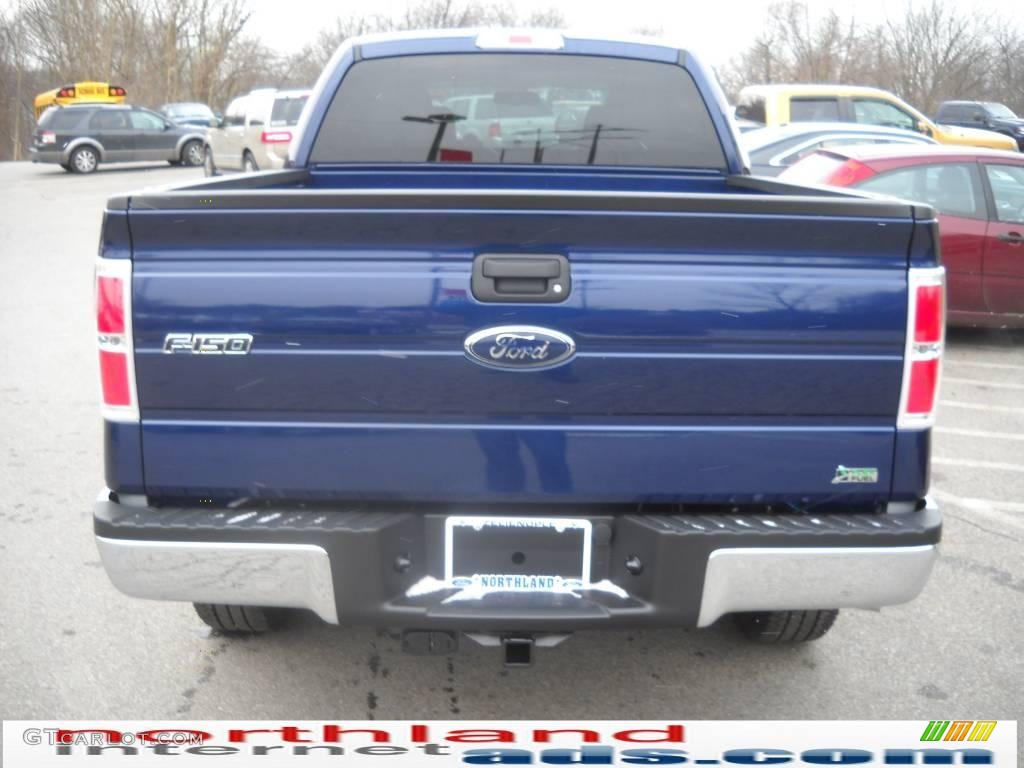 2010 F150 XLT SuperCrew 4x4 - Dark Blue Pearl Metallic / Medium Stone photo #7