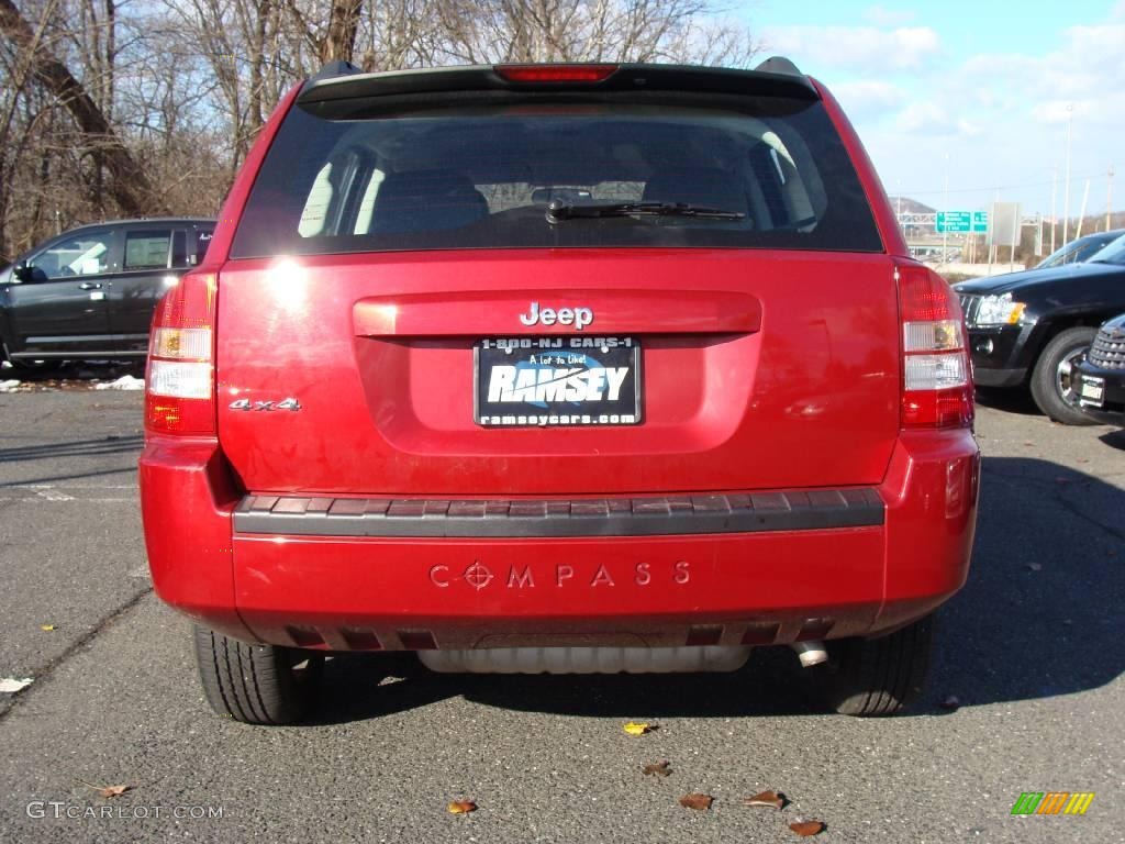 2007 Compass Sport 4x4 - Inferno Red Crystal Pearlcoat / Pastel Slate Gray photo #4