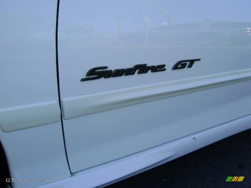 1999 Sunfire GT Convertible - Arctic White / Taupe photo #9