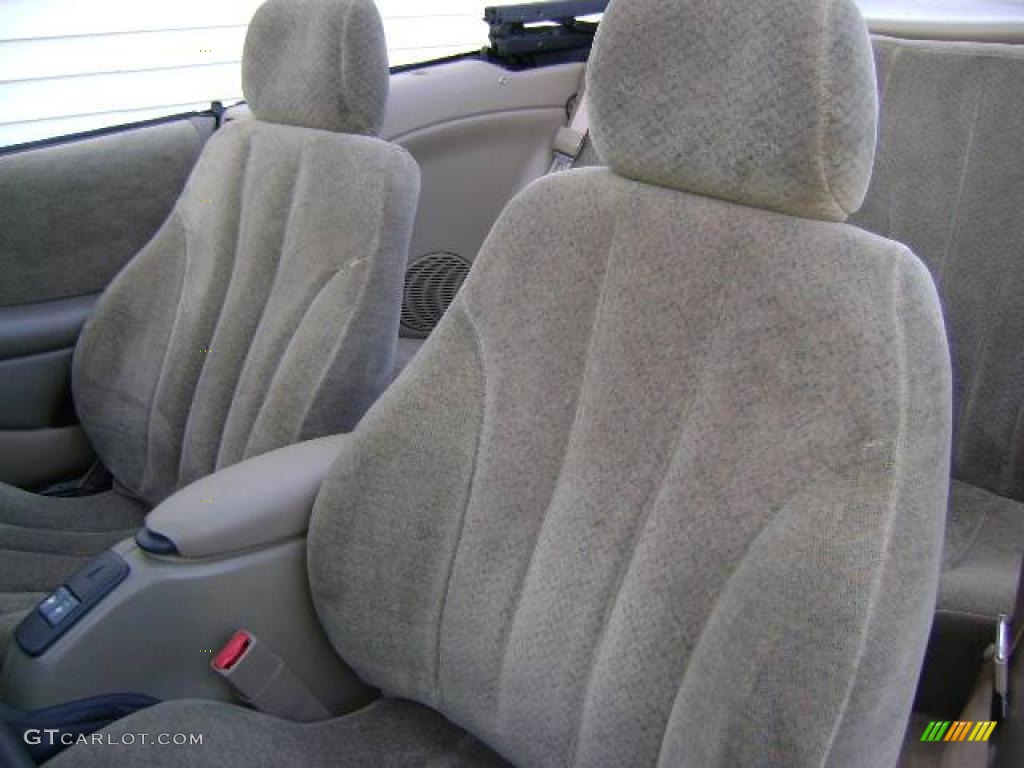 1999 Sunfire GT Convertible - Arctic White / Taupe photo #16