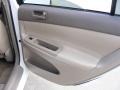 Super White - Camry LE Photo No. 30