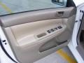 Super White - Camry LE Photo No. 35