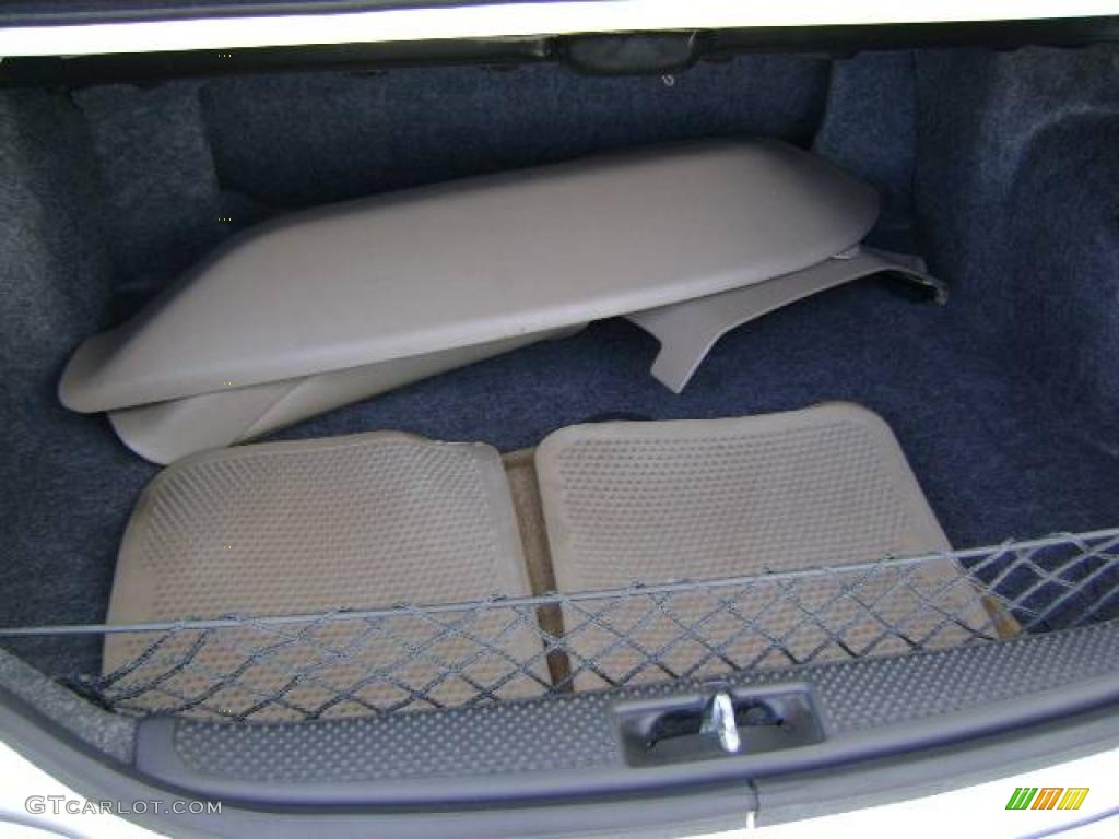 1999 Sunfire GT Convertible - Arctic White / Taupe photo #25