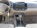 Super White - Camry LE Photo No. 23