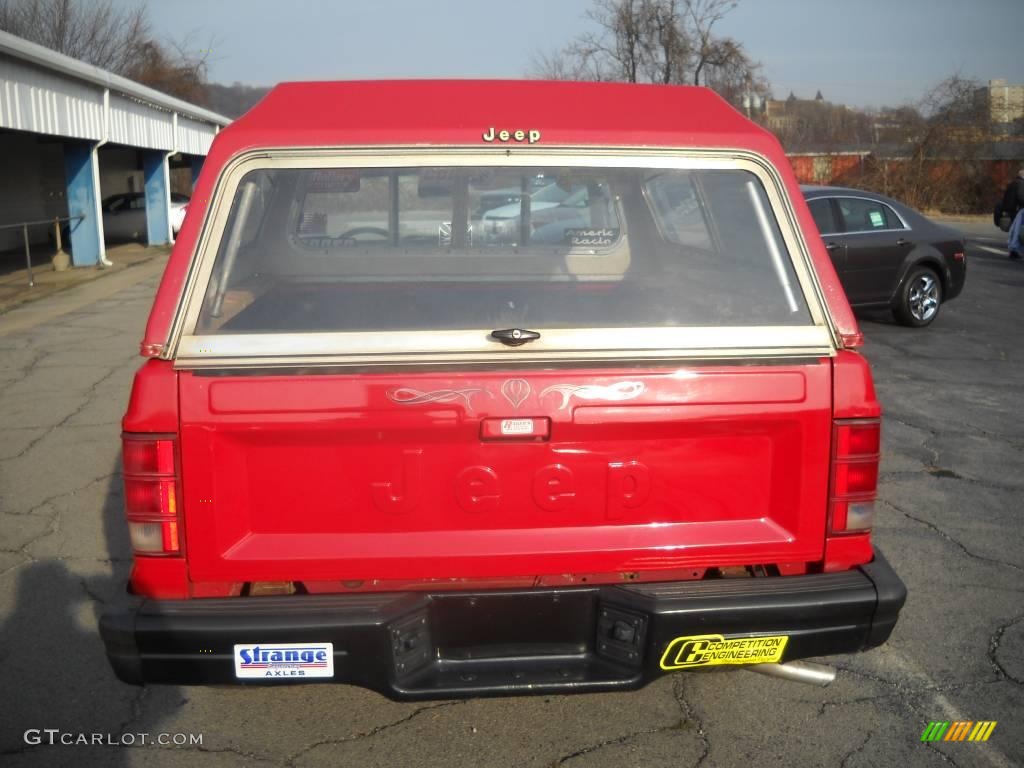 1987 Comanche Regular Cab - Colorado Red / Black photo #3