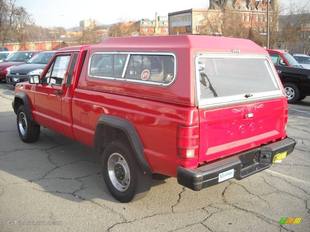 1987 Comanche Regular Cab - Colorado Red / Black photo #4