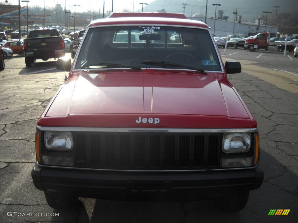 1987 Comanche Regular Cab - Colorado Red / Black photo #17