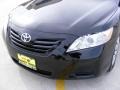 Black - Camry LE Photo No. 11