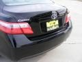 Black - Camry LE Photo No. 22
