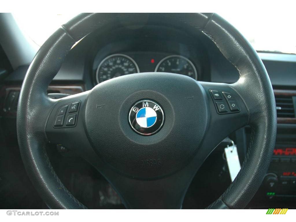 2006 3 Series 330xi Sedan - Jet Black / Black Dakota Leather photo #22