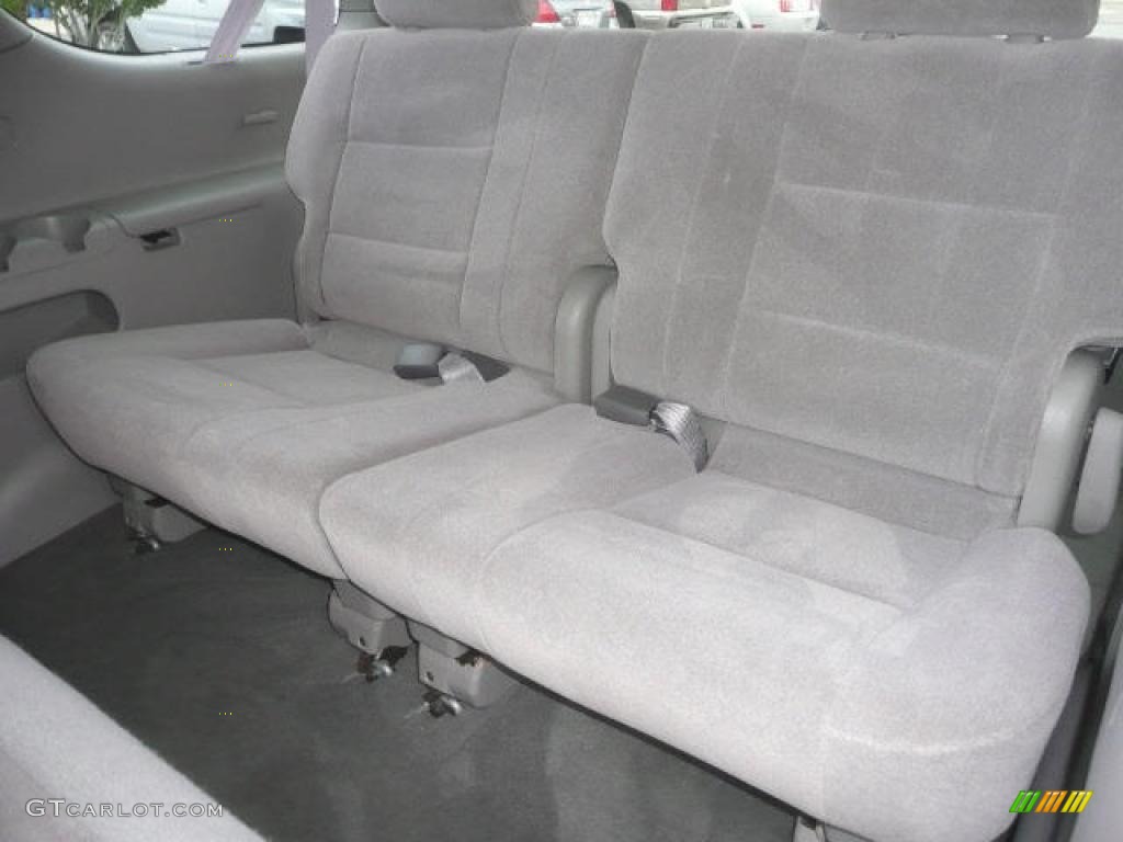 2003 Sequoia SR5 - Silver Sky Metallic / Charcoal photo #26