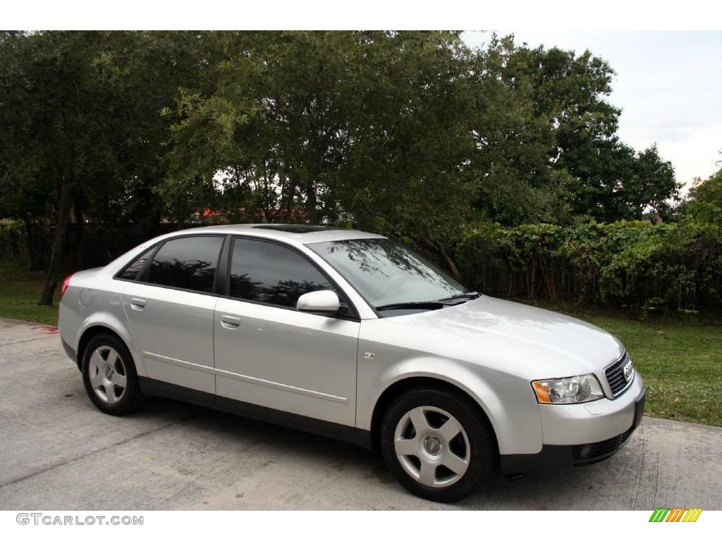 2004 A4 1.8T Sedan - Light Silver Metallic / Platinum photo #14