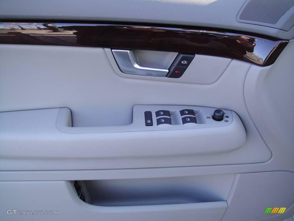 2006 A4 3.2 quattro Sedan - Light Silver Metallic / Platinum photo #8