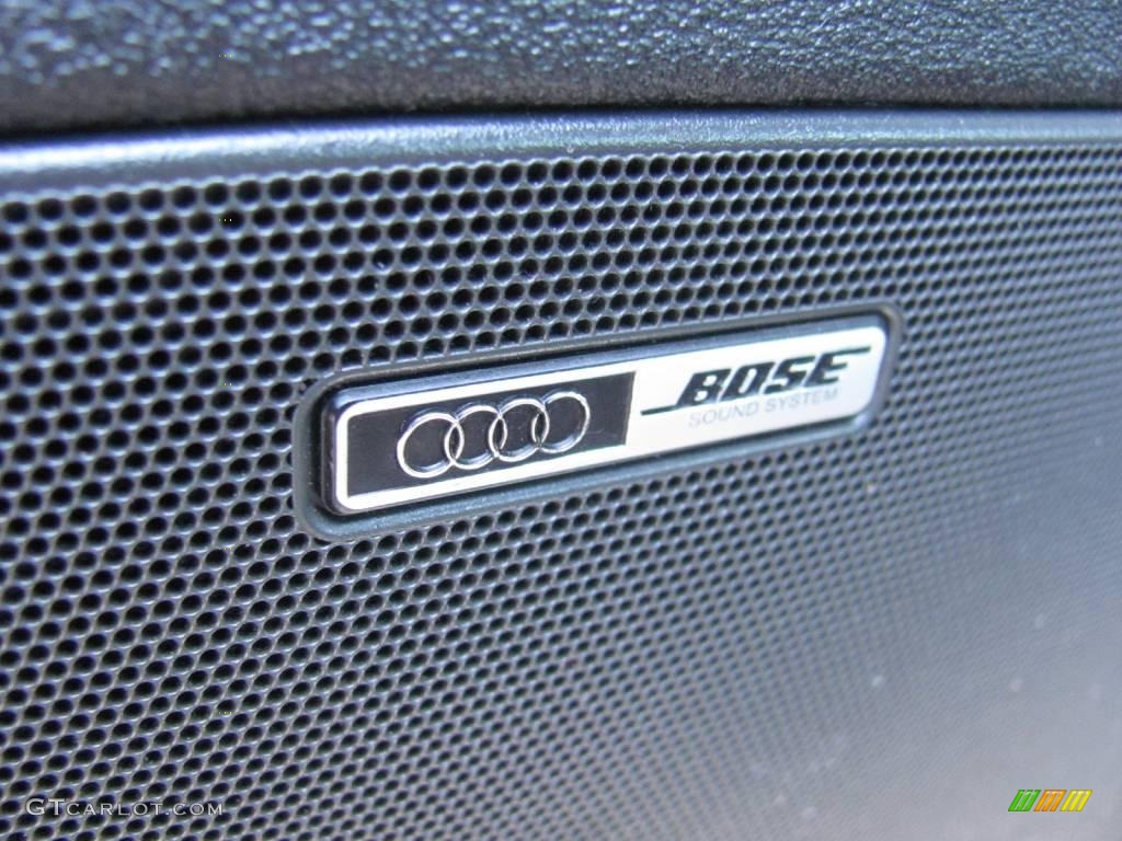 2002 Audi TT 1.8T quattro Coupe Audio System Photos