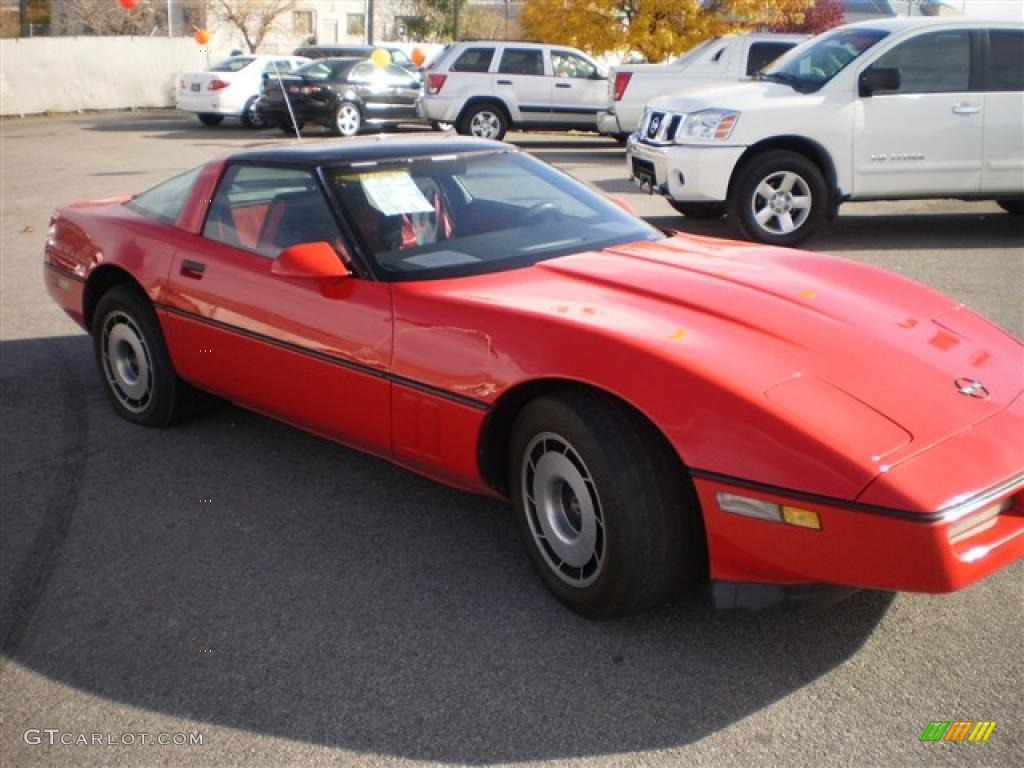 1985 Corvette Coupe - Bright Red / Carmine Red photo #4