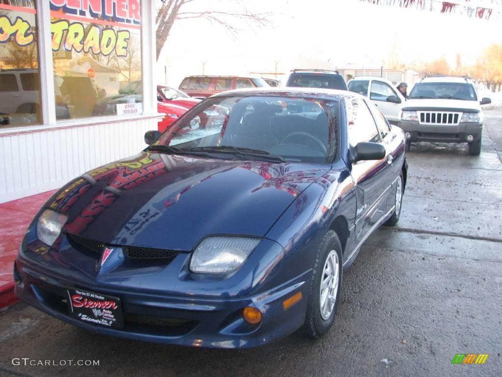 2002 Sunfire SE Coupe - Indigo Blue Metallic / Graphite photo #2