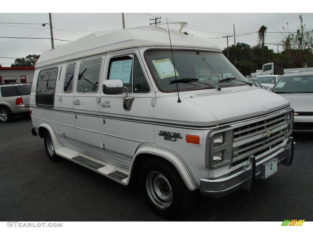 1990 Chevy Van G20 Passenger Conversion - White / Burgundy photo #5