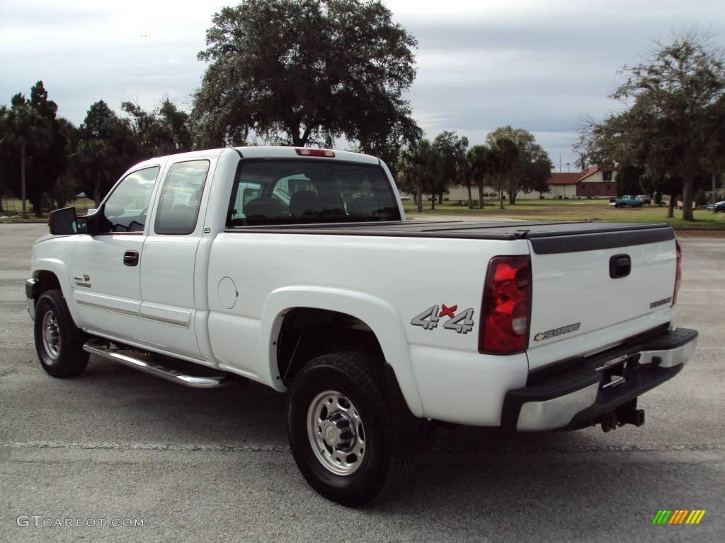 2003 Silverado 2500HD LS Extended Cab 4x4 - Summit White / Medium Gray photo #3