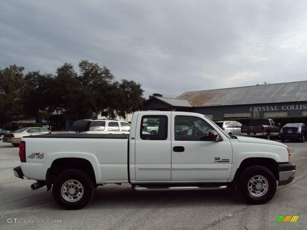 2003 Silverado 2500HD LS Extended Cab 4x4 - Summit White / Medium Gray photo #9