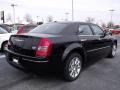 Brilliant Black Crystal Pearl - 300 Touring Photo No. 3