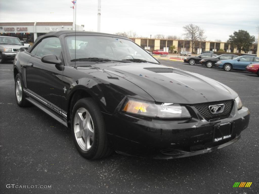 2001 Mustang V6 Convertible - Black / Dark Charcoal photo #3