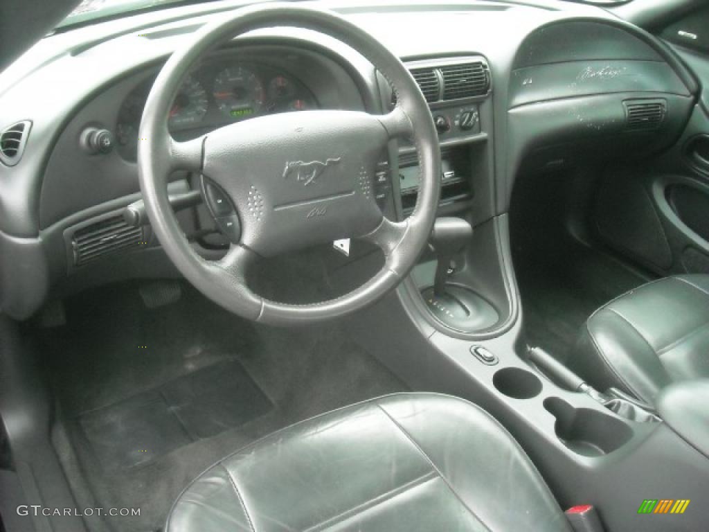 2001 Mustang V6 Convertible - Black / Dark Charcoal photo #10