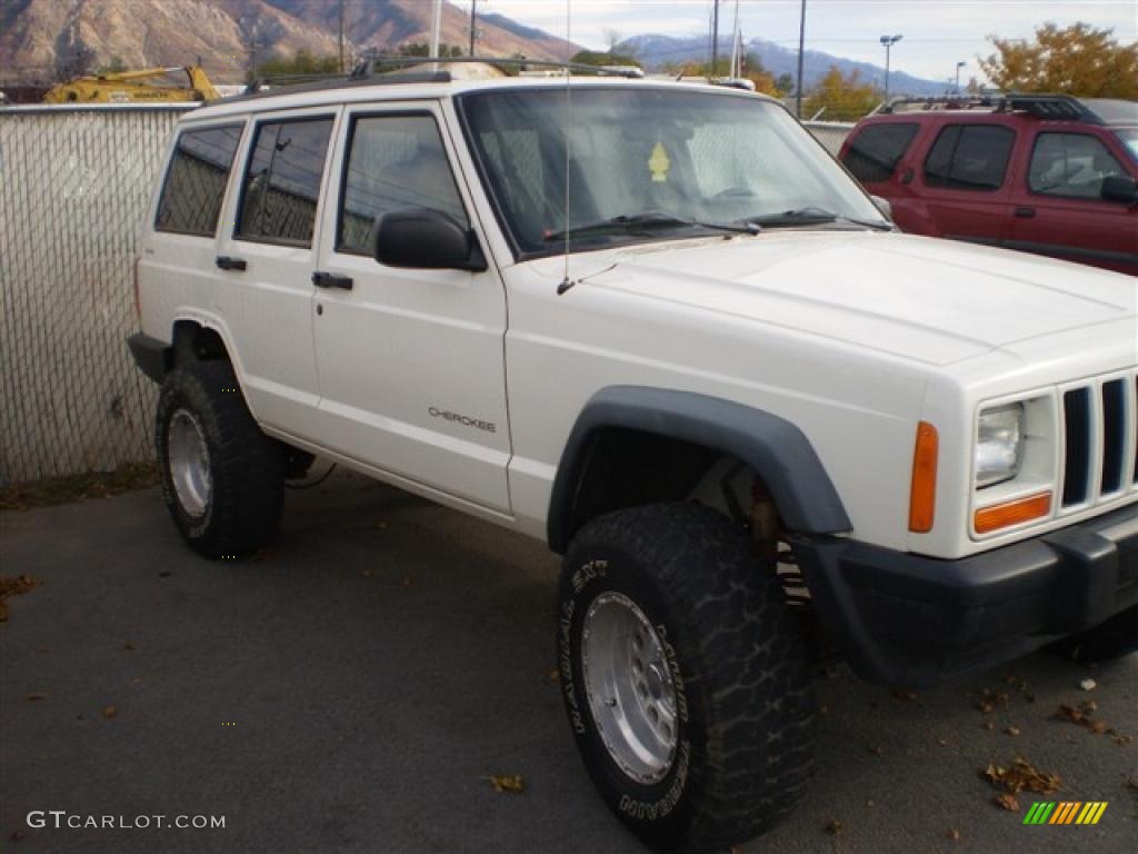 1997 Cherokee 4x4 - Stone White / Grey photo #3