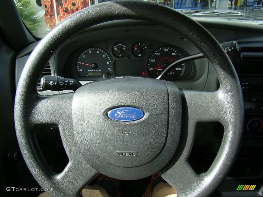 2005 Ranger XL SuperCab - Green / Medium Dark Flint photo #16